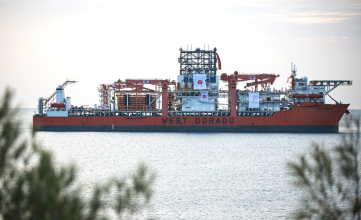 Türkiye'nin Yeni Gücü: 6. Derin Deniz Sondaj Gemisi Karadeniz Görevi İçin Taşucu'nda!